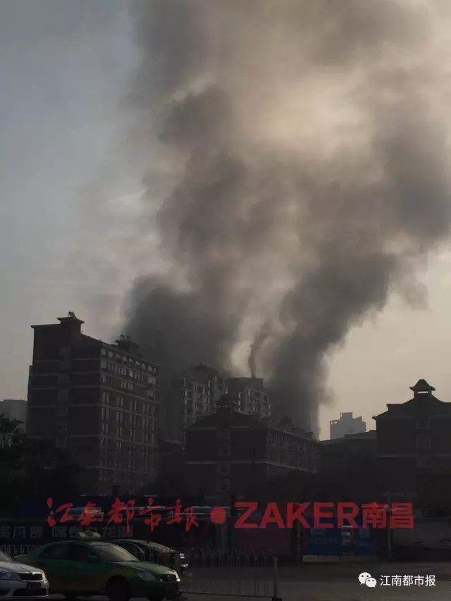 江西南昌一酒店突發(fā)大火!