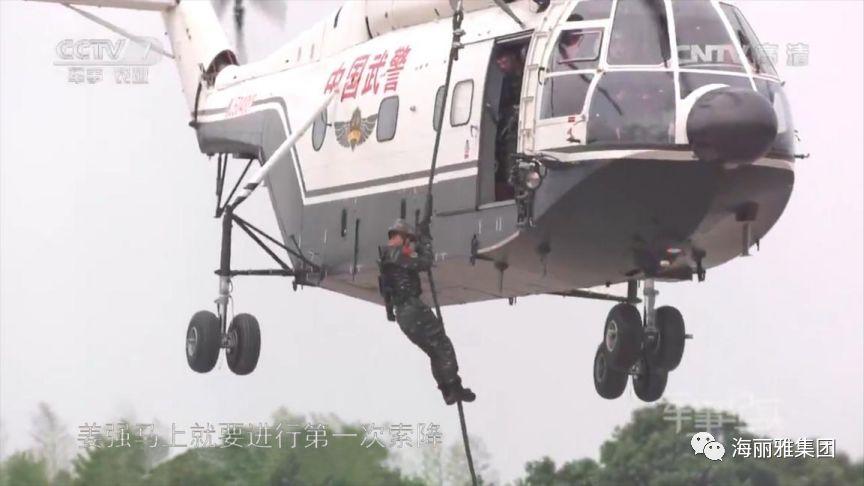 公司研發(fā)、生產(chǎn)的機(jī)降繩配套中國(guó)武警集訓(xùn)