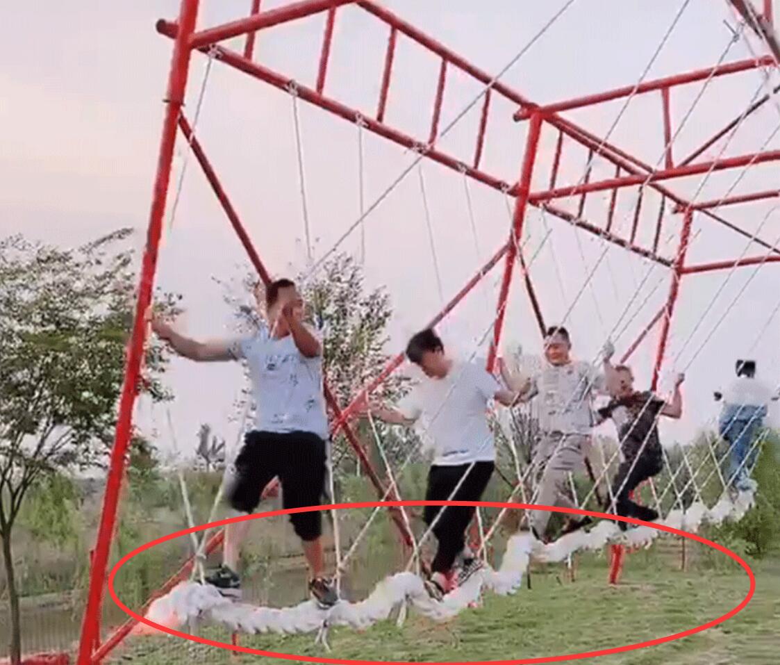 網(wǎng)紅多人秋千繩廠家